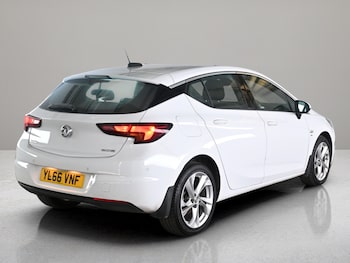Used Vauxhall Astra 2017 for sale - 79048212: Photo