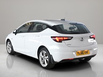 Used Vauxhall Astra 2017 for sale - 79048212: Photo