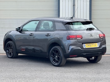 Used Citroen C4 Cactus 2018 for sale - 77690709: Photo