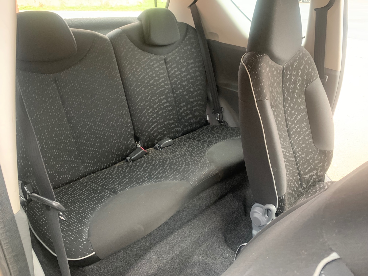 Used Peugeot 107 2011 for sale - 76758981: Photo 12