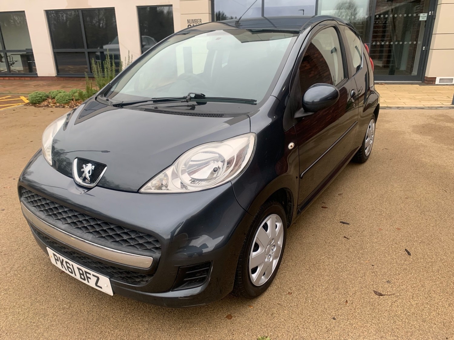 Used Peugeot 107 2011 for sale - 76758981: Photo 3
