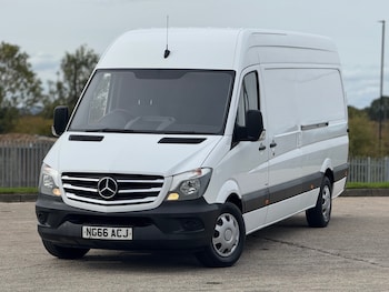 Used Mercedes-Benz Sprinter 2017 for sale - 76102552: Photo