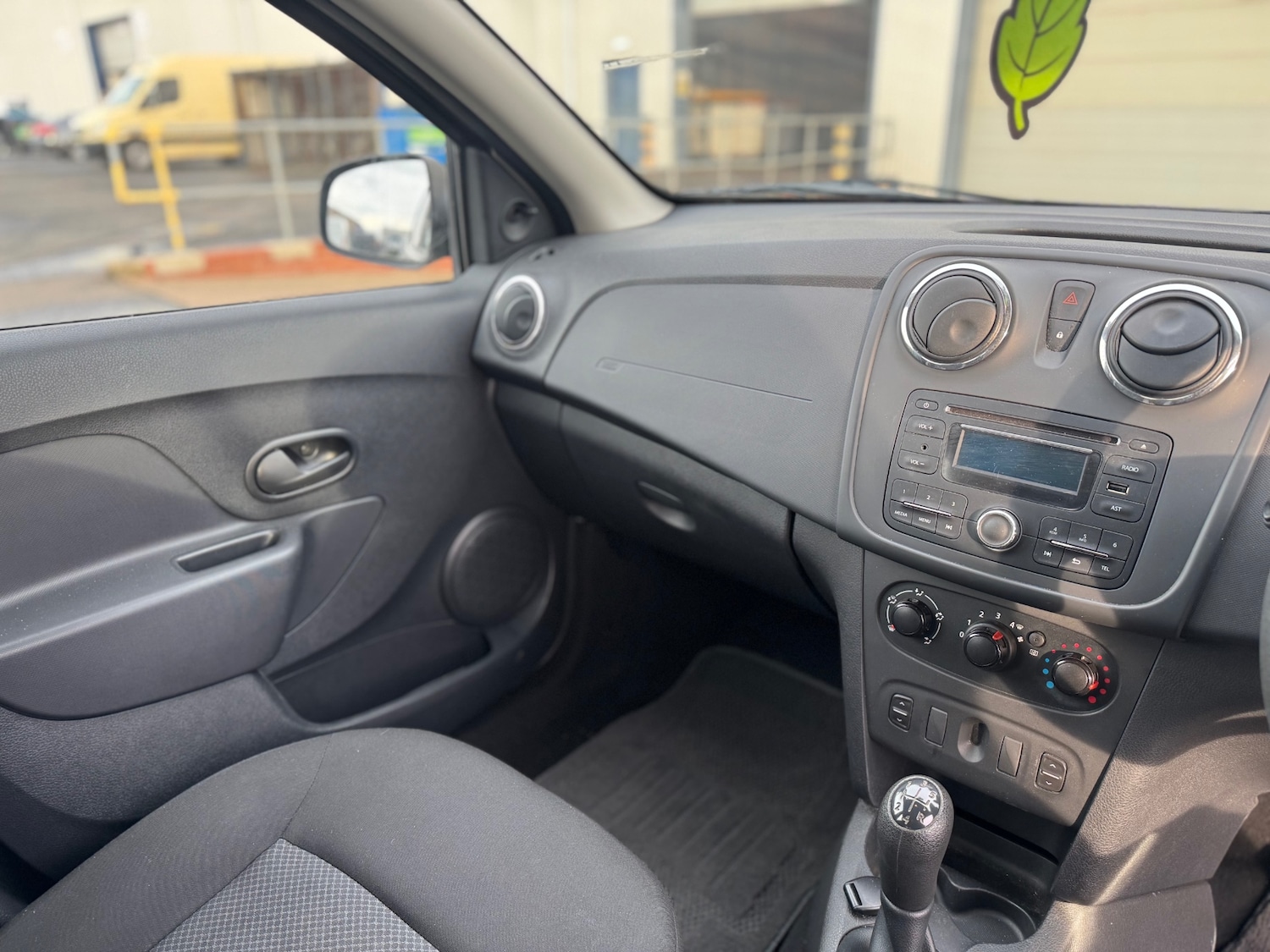 Used Dacia Sandero 2014 for sale - 76479553: Photo 14