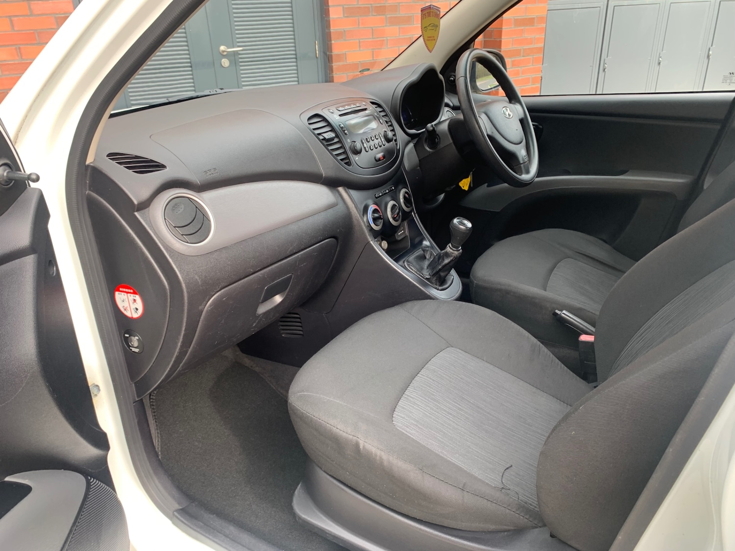 Used Hyundai i10 2012 for sale - 78145711: Photo 11