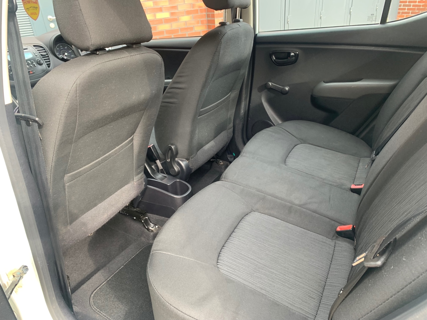 Used Hyundai i10 2012 for sale - 78145711: Photo 12