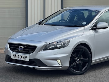 Used Volvo V40 2014 for sale - 78929448: Photo