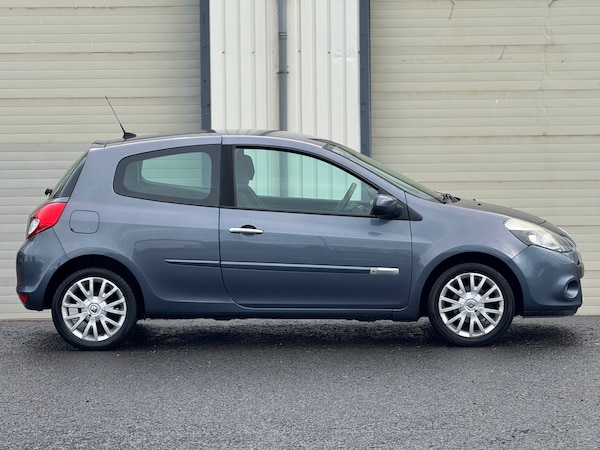 Used Renault Clio 2009 for sale - 76330857: Photo 7