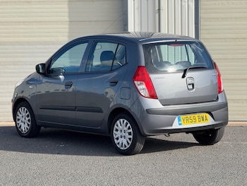 Used Hyundai i10 2009 for sale - 76078864: Photo