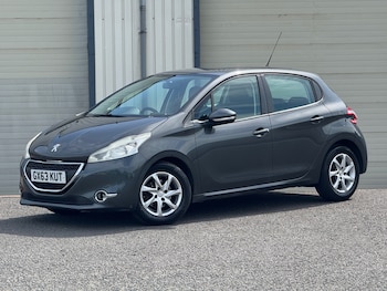 Used Peugeot 208 2013 for sale - 78667612: Photo