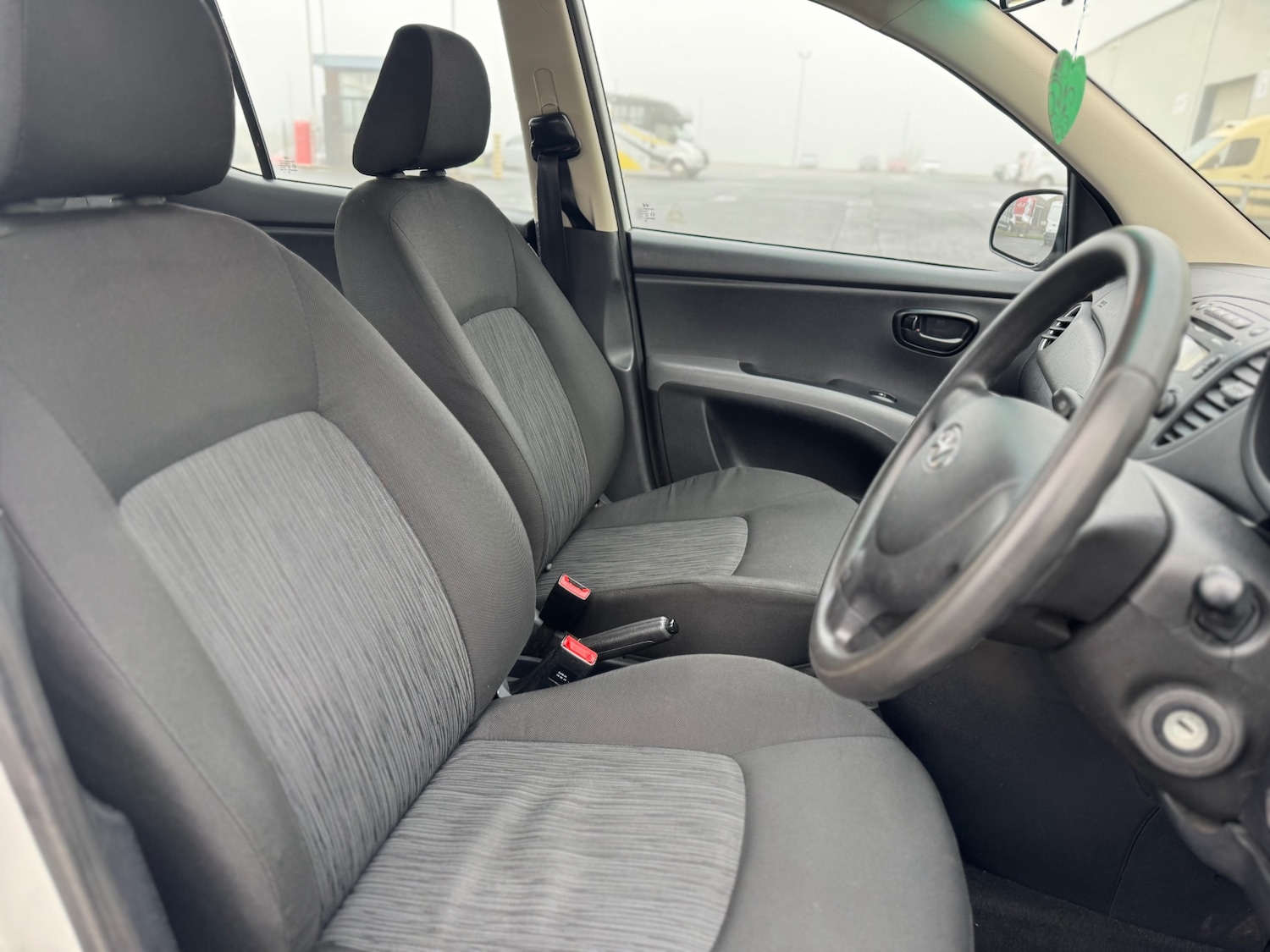 Used Hyundai i10 2014 for sale - 77352220: Photo 10