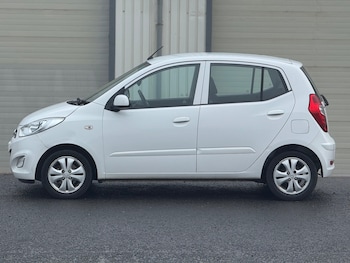 Used Hyundai i10 2014 for sale - 77352220: Photo