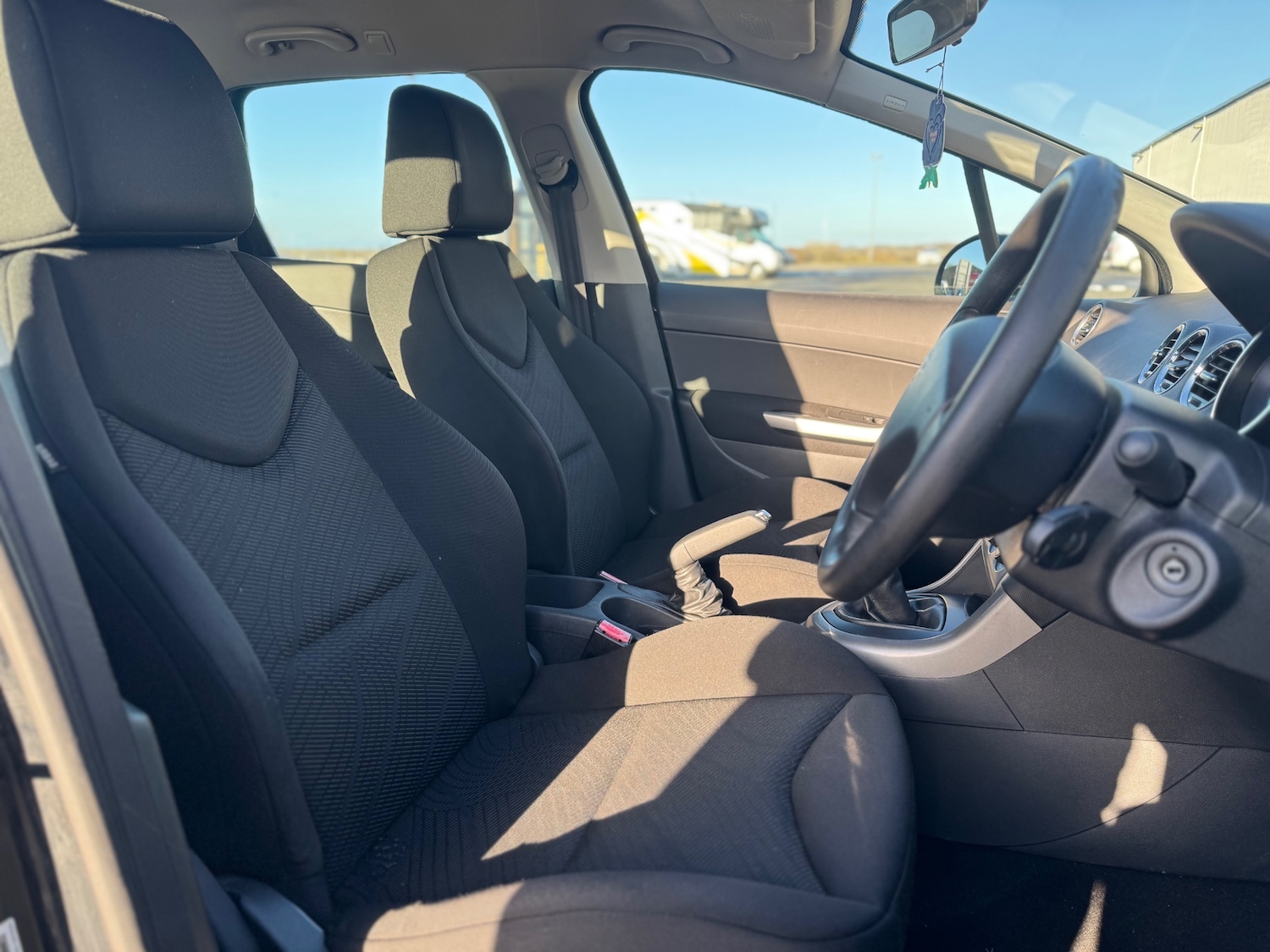 Used Peugeot 308 2012 for sale - 76777978: Photo 11