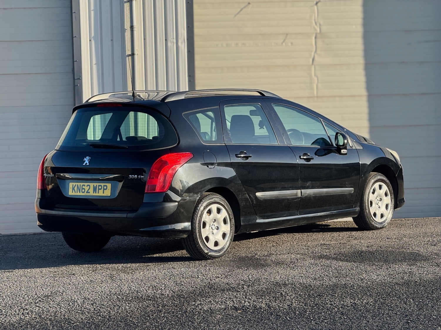 Used Peugeot 308 2012 for sale - 76777978: Photo 4