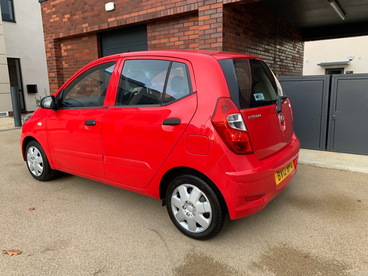 Used Hyundai i10 2012 for sale - 76974785: Photo 6