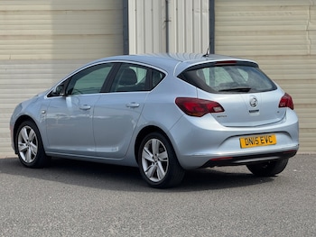 Used Vauxhall Astra 2015 for sale - 79491037: Photo
