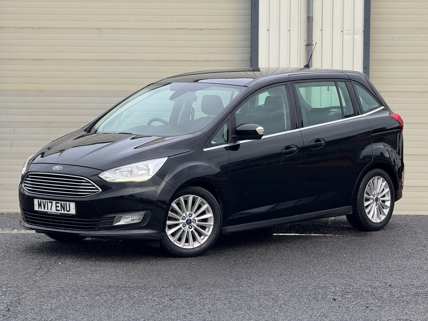 Used Ford Grand C-Max 2017 for sale - 76578411: Photo 2