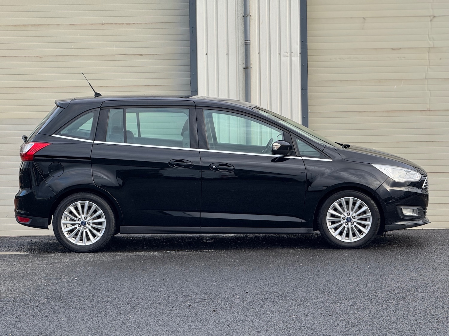Used Ford Grand C-Max 2017 for sale - 76578411: Photo 7