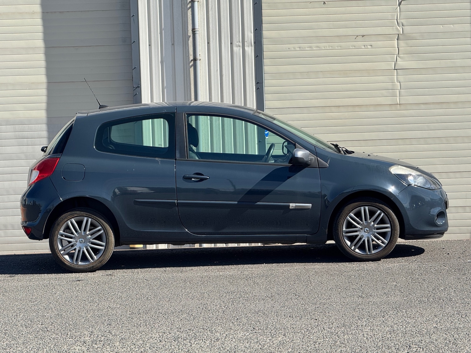 Used Renault Clio 2012 for sale - 78109335: Photo 5