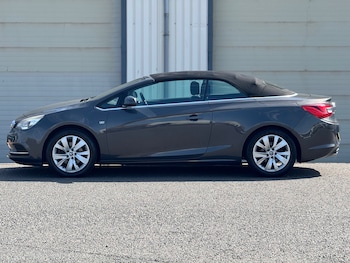 Used Vauxhall Cascada 2014 for sale - 79489090: Photo