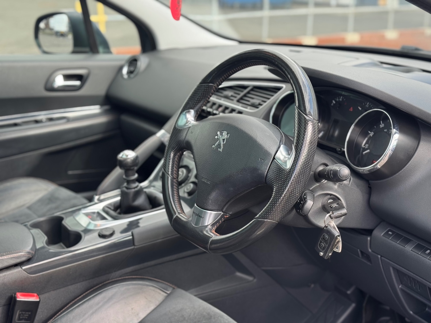 Used Peugeot 3008 2015 for sale - 76056179: Photo 10