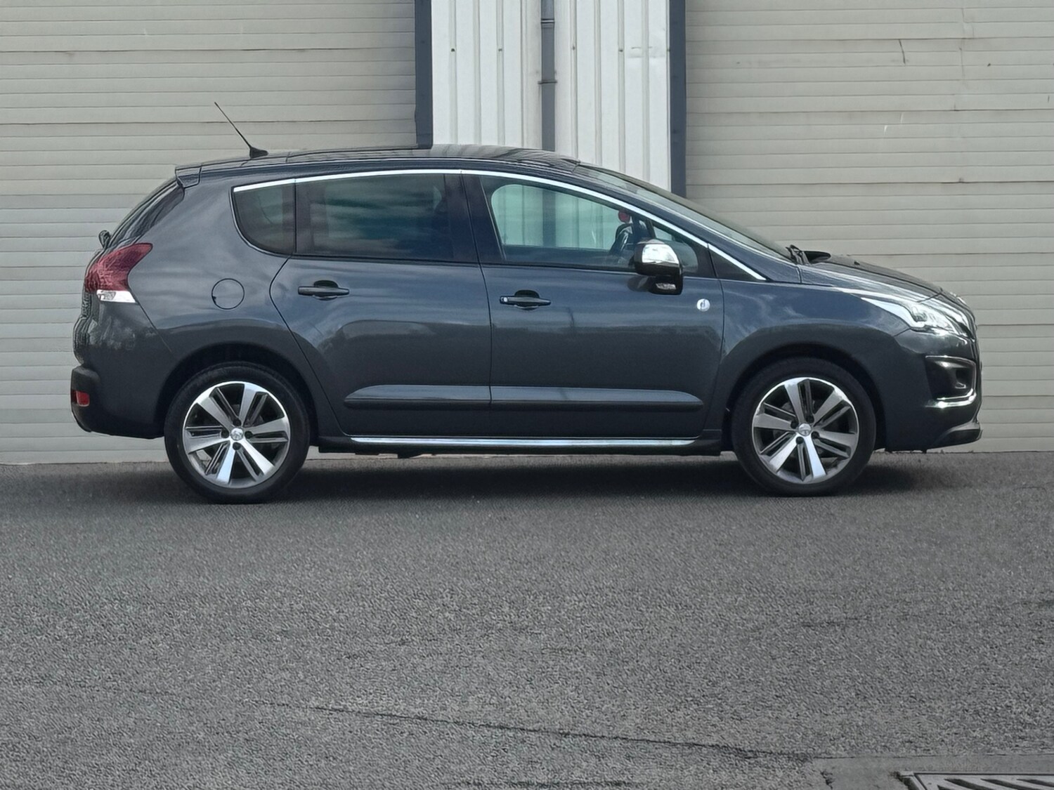 Used Peugeot 3008 2015 for sale - 76056179: Photo 7