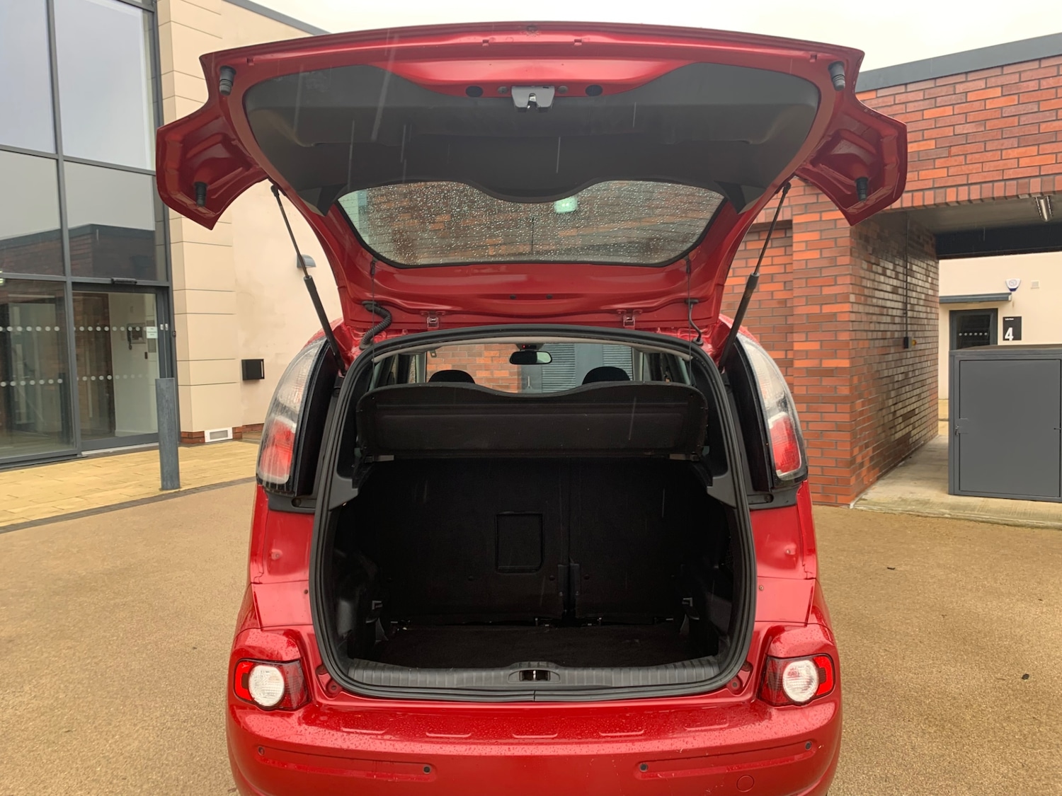 Used Citroen C3 Picasso 2013 for sale - 77584746: Photo 11