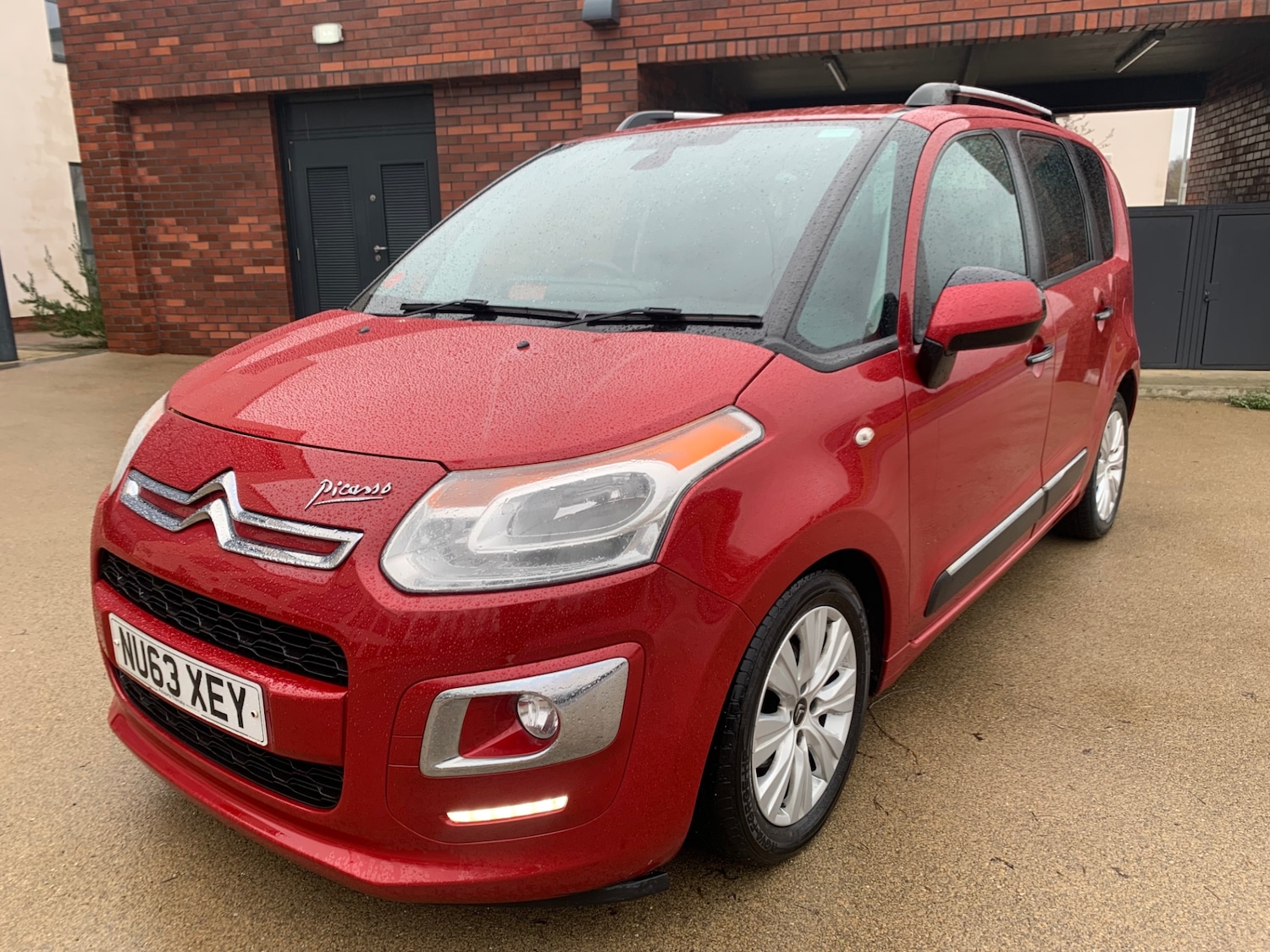 Used Citroen C3 Picasso 2013 for sale - 77584746: Photo 9