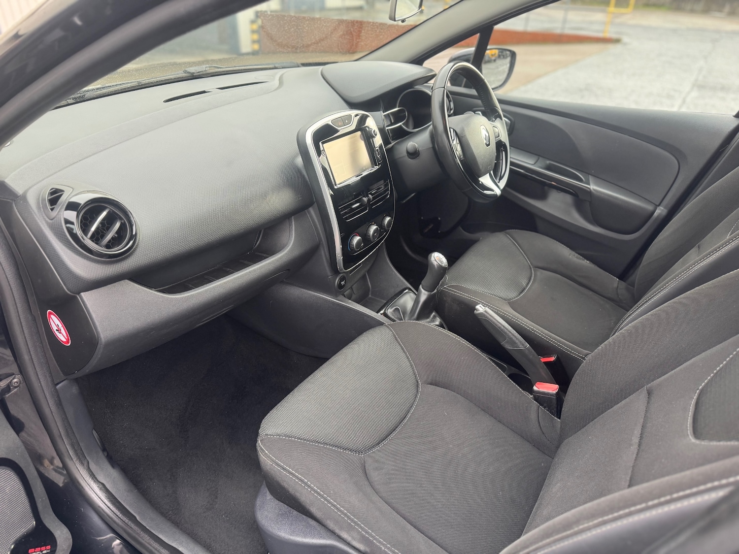 Used Renault Clio 2016 for sale - 76613688: Photo 17