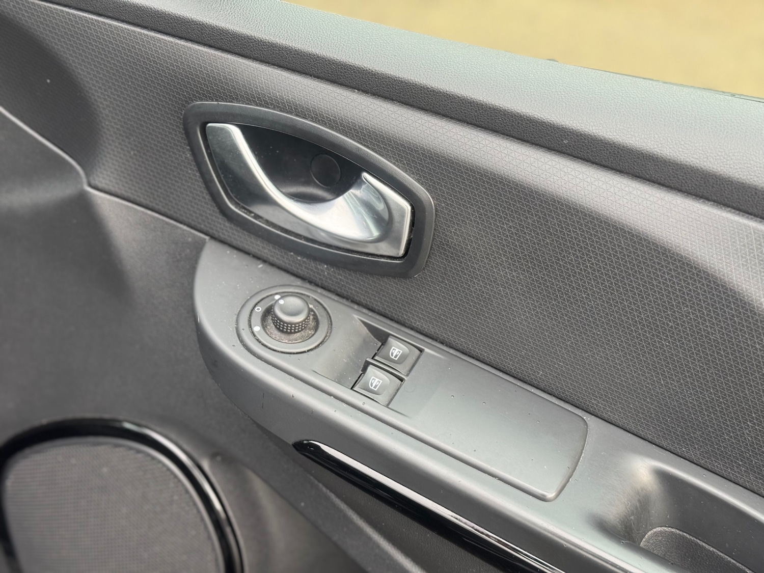 Used Renault Clio 2016 for sale - 76613688: Photo 19