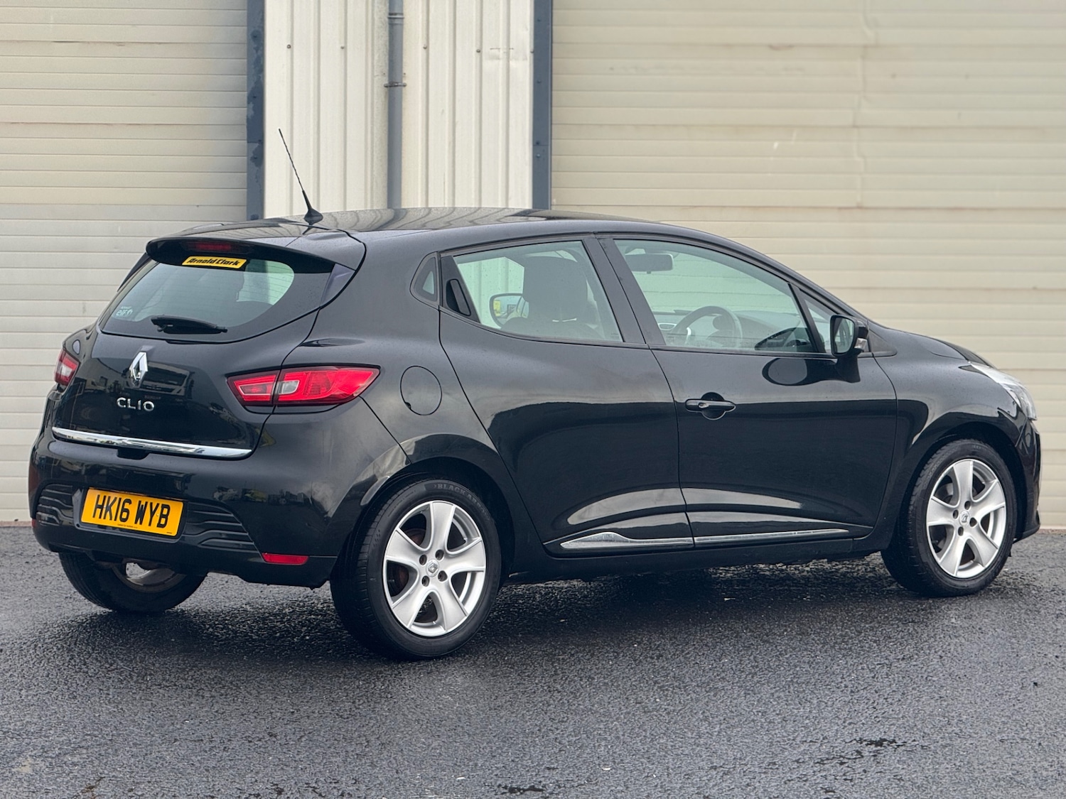 Used Renault Clio 2016 for sale - 76613688: Photo 5