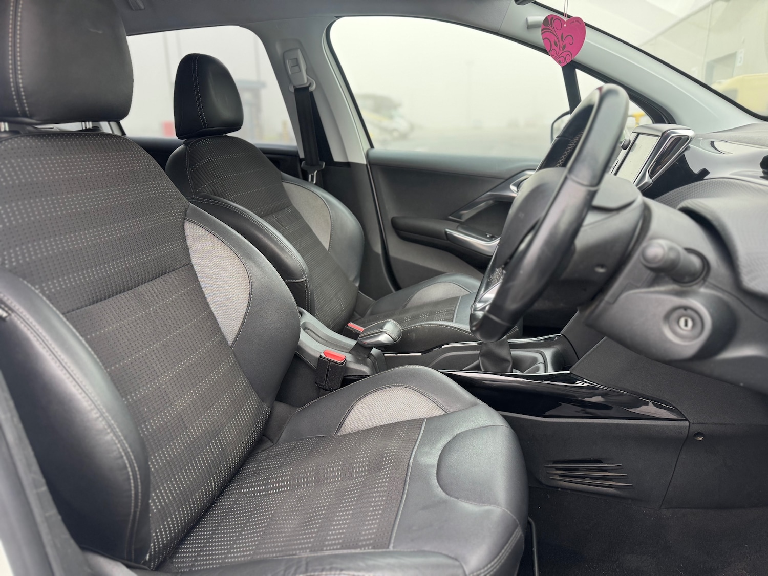 Used Peugeot 2008 2018 for sale - 77350413: Photo 10