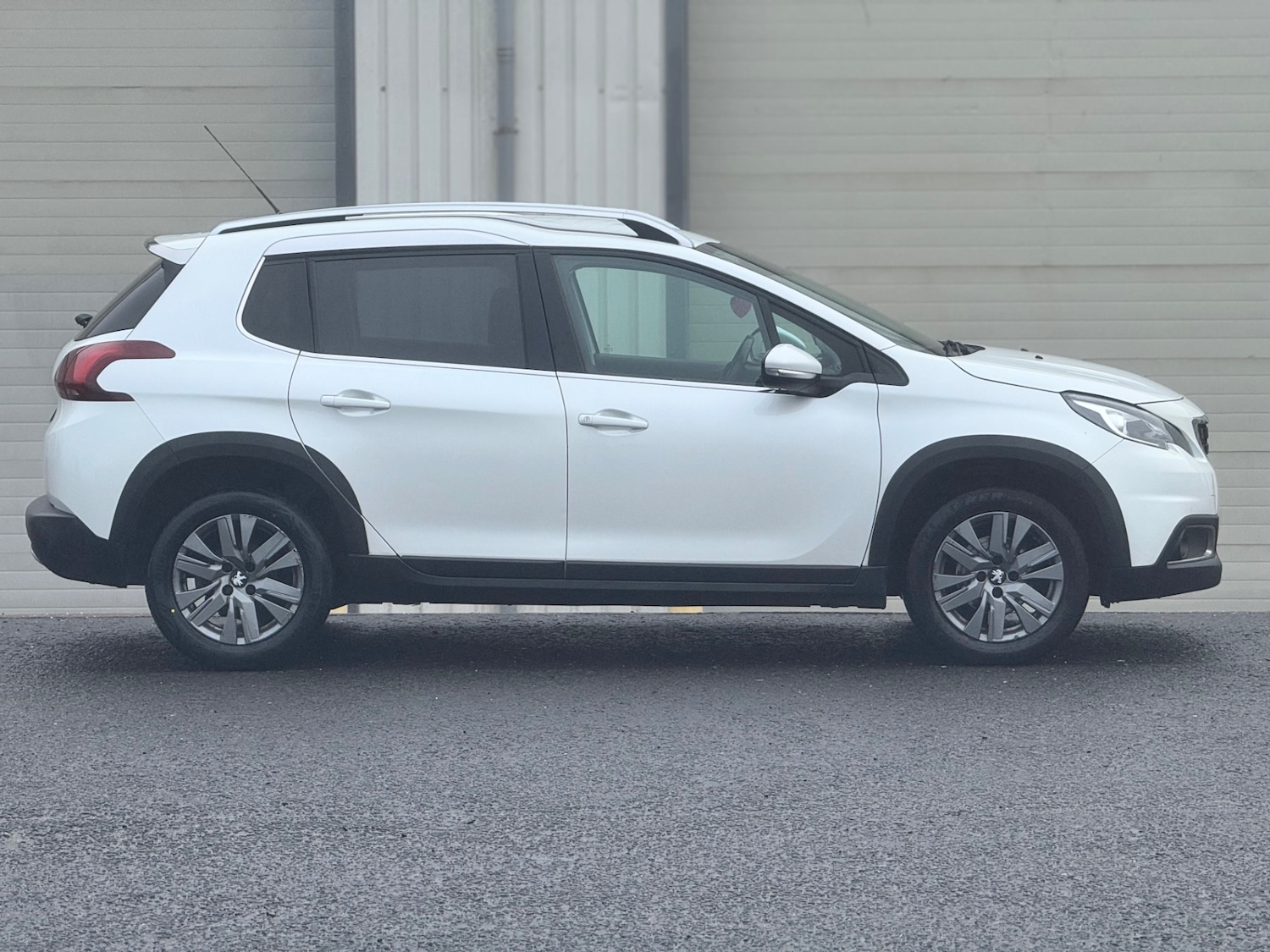 Used Peugeot 2008 2018 for sale - 77350413: Photo 6