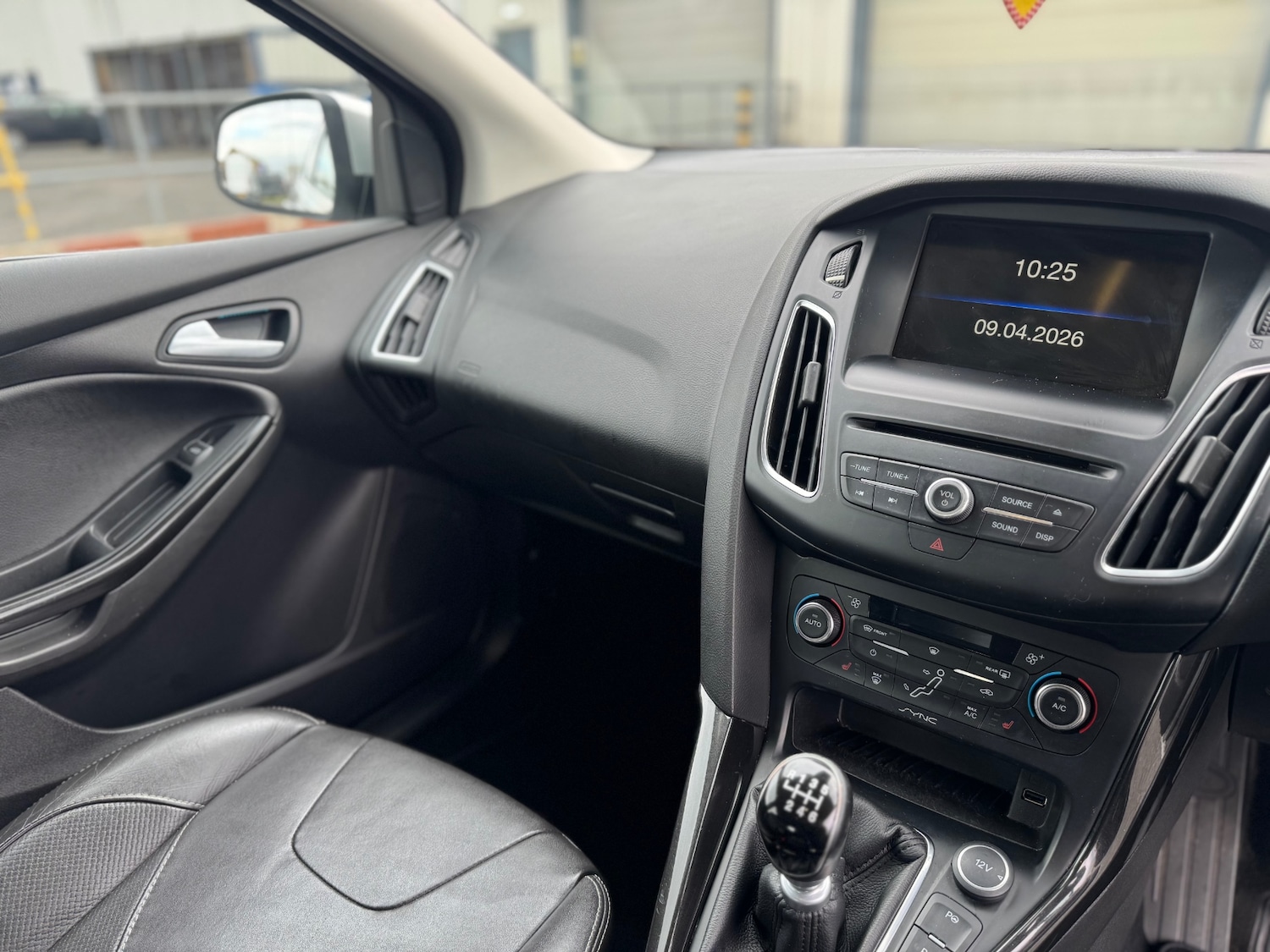 Used Ford Focus 2015 for sale - 78178220: Photo 12