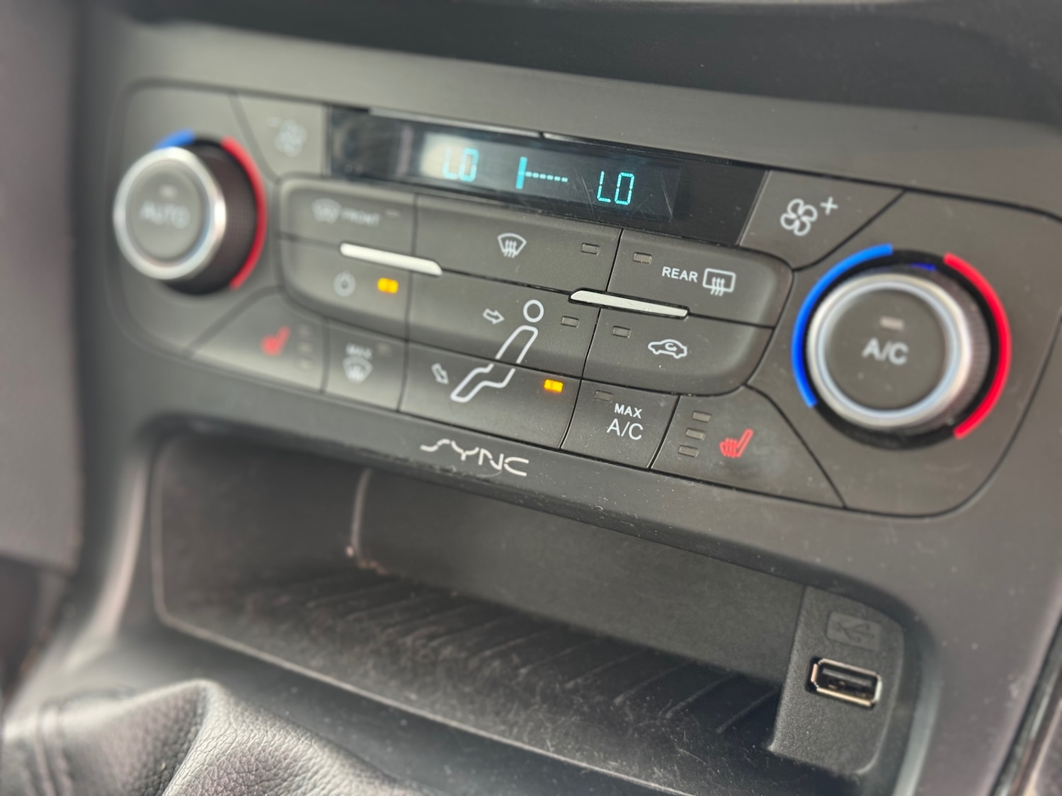 Used Ford Focus 2015 for sale - 78178220: Photo 15