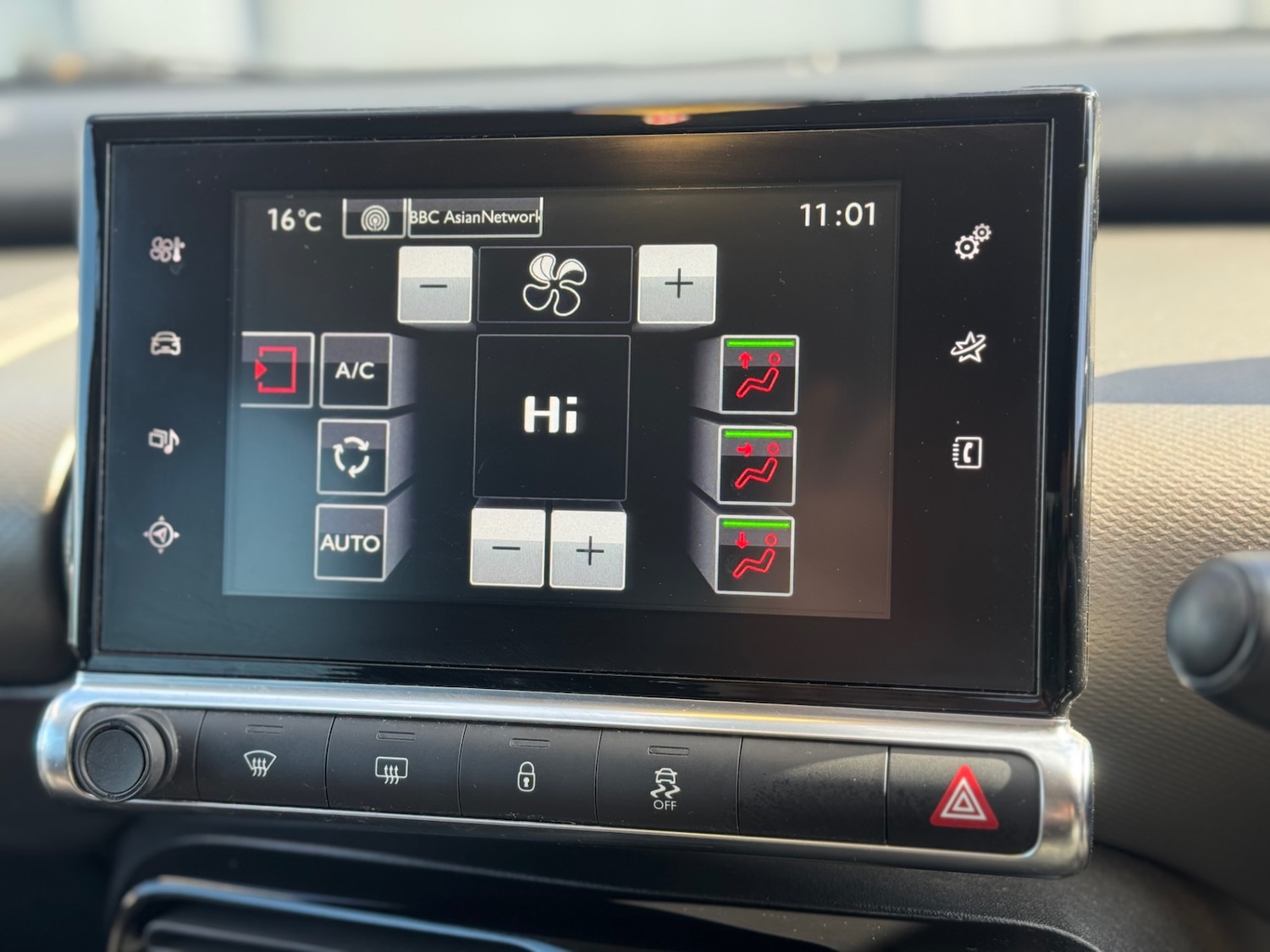 Used Citroen C4 Cactus 2016 for sale - 77918234: Photo 15