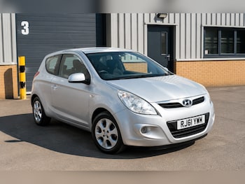 Used Hyundai i20 2011 for sale - 78568142: Photo