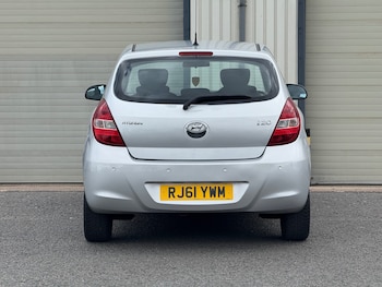 Used Hyundai i20 2011 for sale - 78568142: Photo