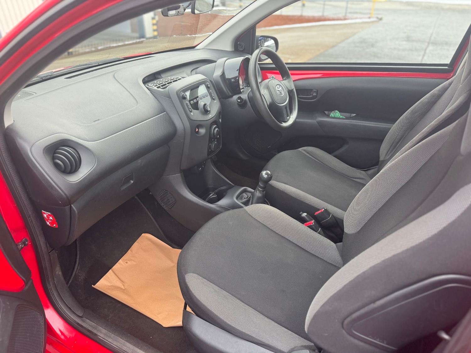 Used Toyota AYGO 2015 for sale - 77113544: Photo 17