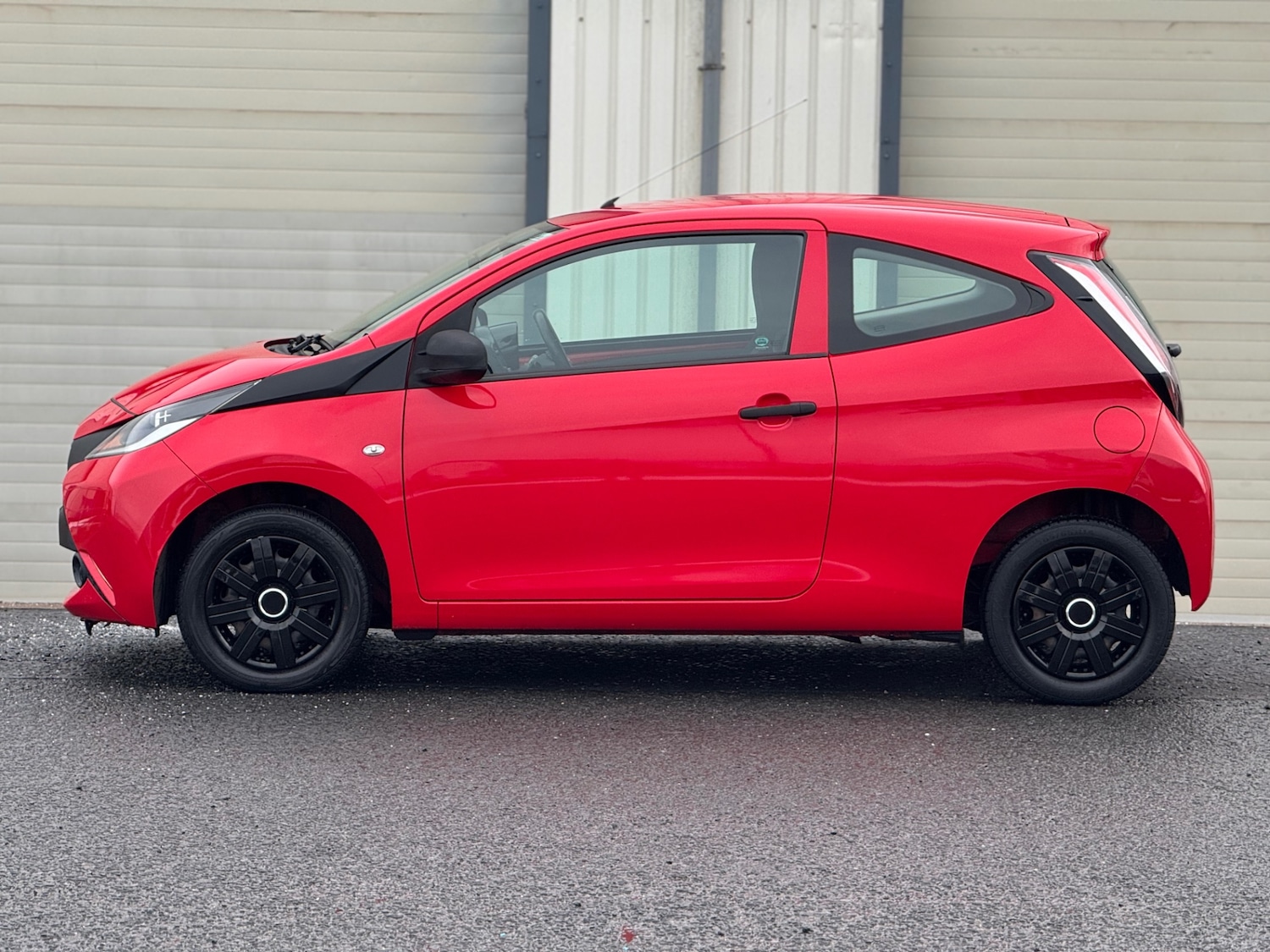 Used Toyota AYGO 2015 for sale - 77113544: Photo 3