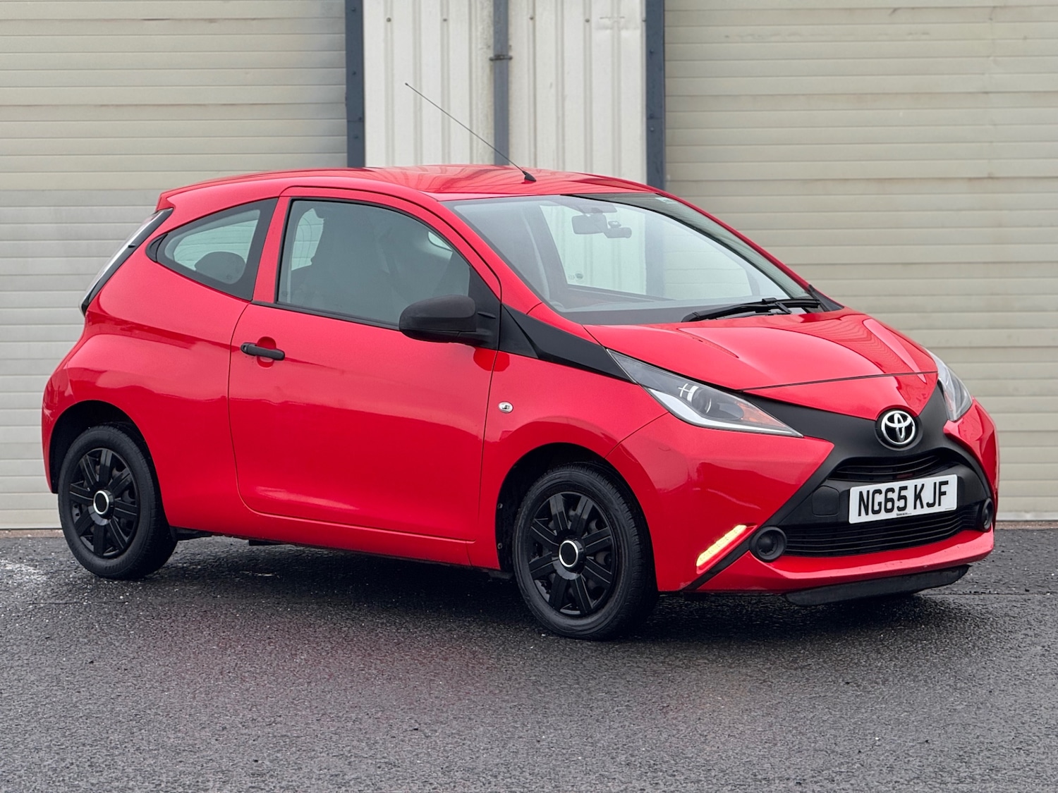 Used Toyota AYGO 2015 for sale - 77113544: Photo 8