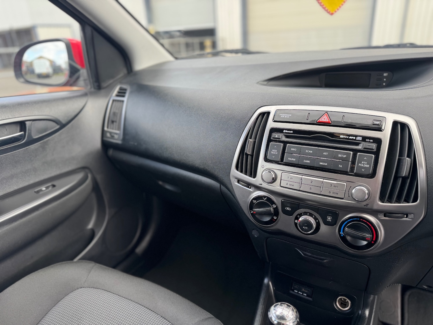 Used Hyundai i20 2013 for sale - 78223303: Photo 13