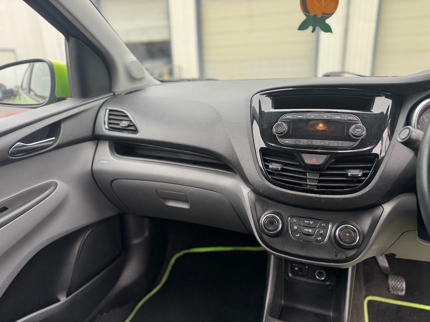 Used Vauxhall Viva 2016 for sale - 77028385: Photo 13