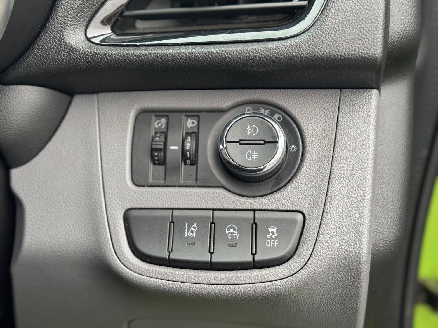 Used Vauxhall Viva 2016 for sale - 77028385: Photo 17