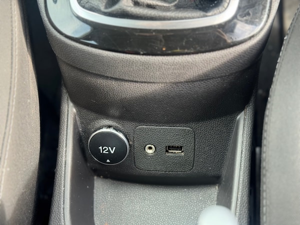 Used Ford Fiesta 2013 for sale - 76330370: Photo 17