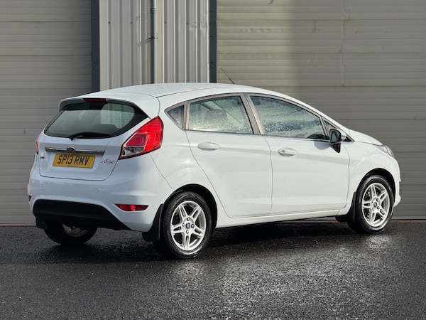 Used Ford Fiesta 2013 for sale - 76330370: Photo 6