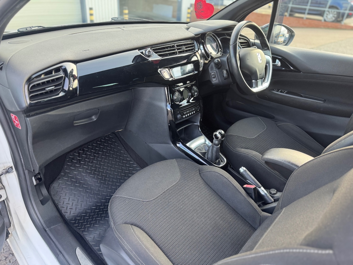 Used Citroen DS3 2013 for sale - 76493838: Photo 15