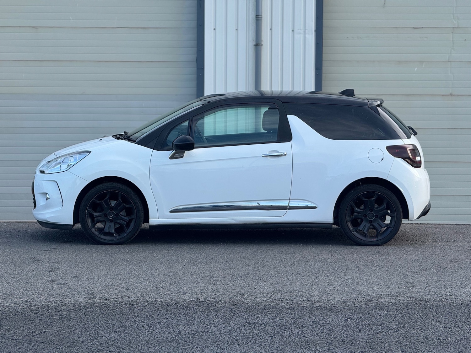 Used Citroen DS3 2013 for sale - 76493838: Photo 2