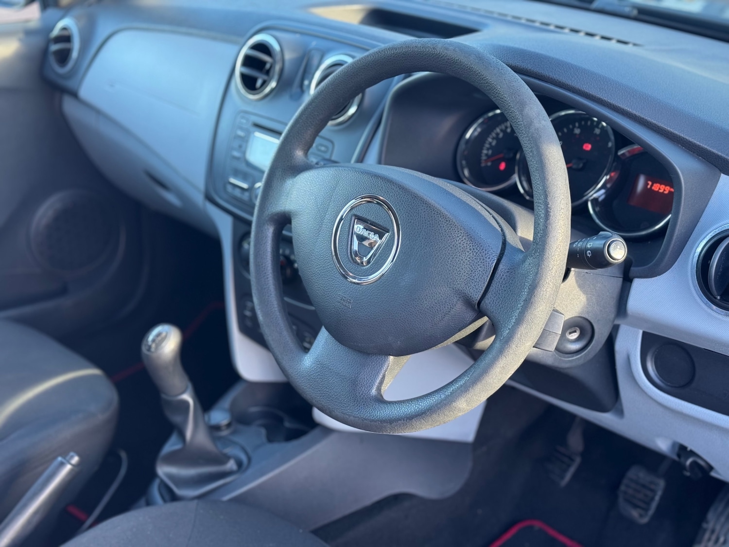 Used Dacia Sandero 2013 for sale - 77207405: Photo 9