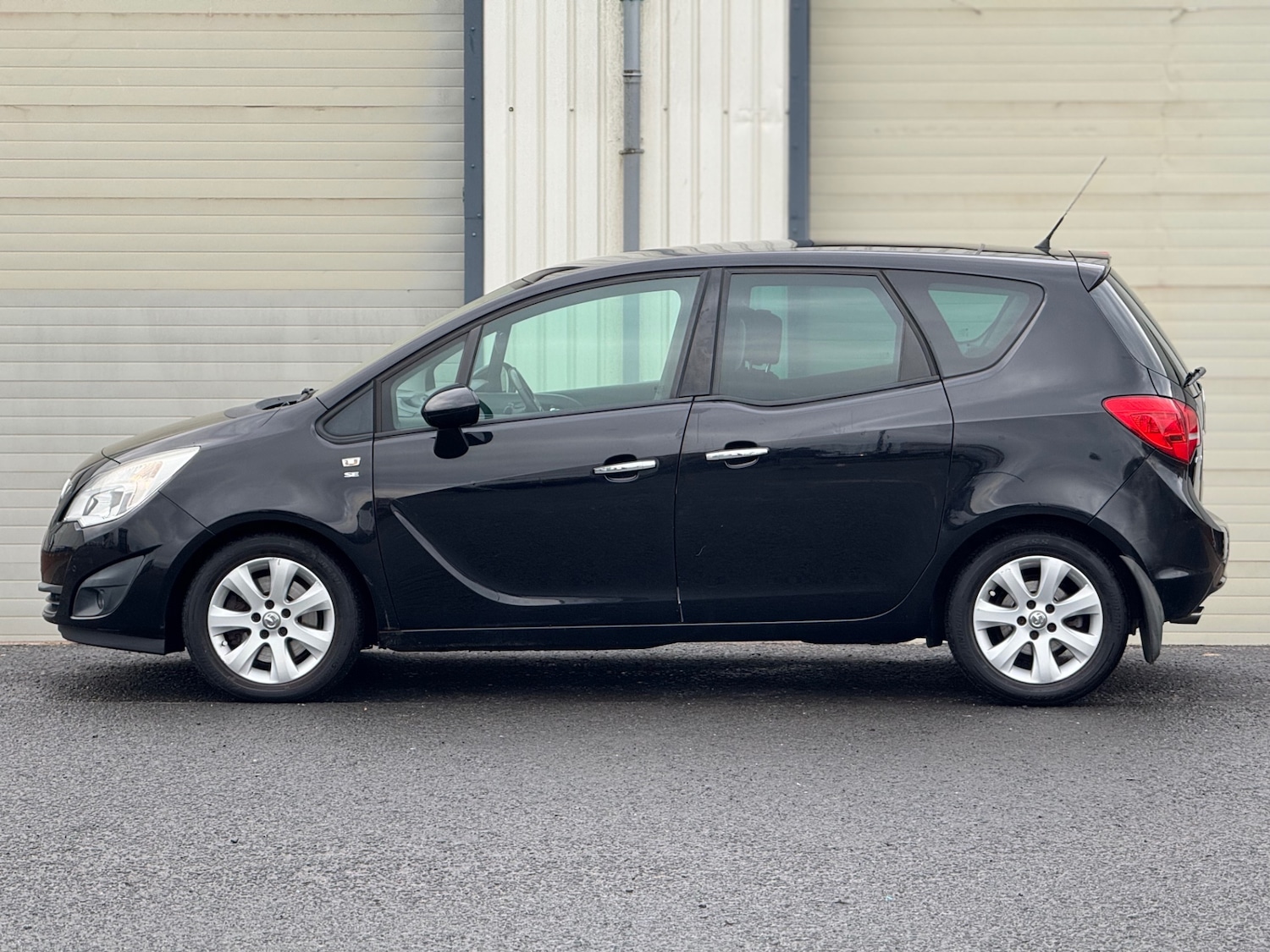 Used Vauxhall Meriva 2011 for sale - 77259010: Photo 2