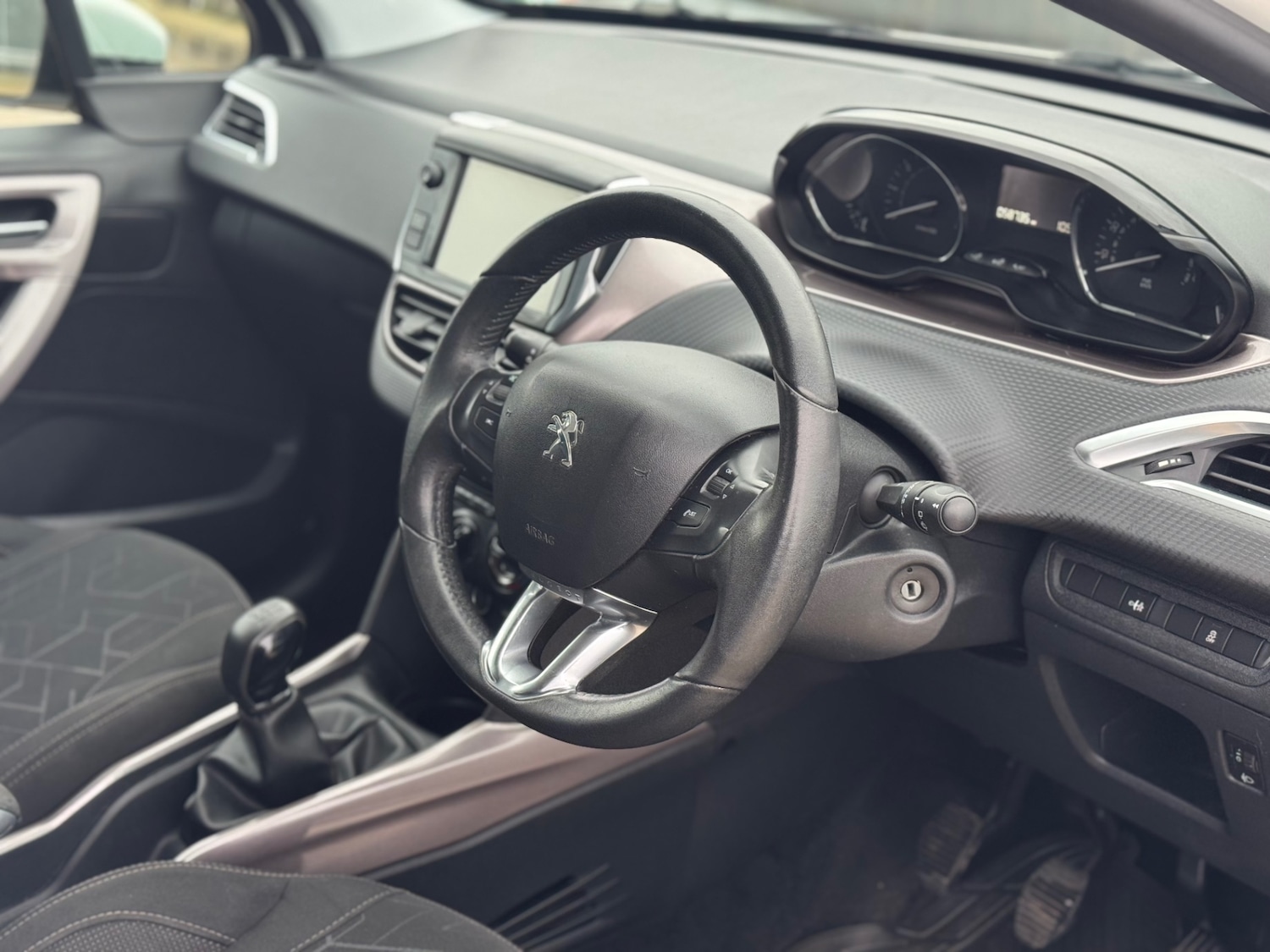 Used Peugeot 2008 2013 for sale - 76982710: Photo 10